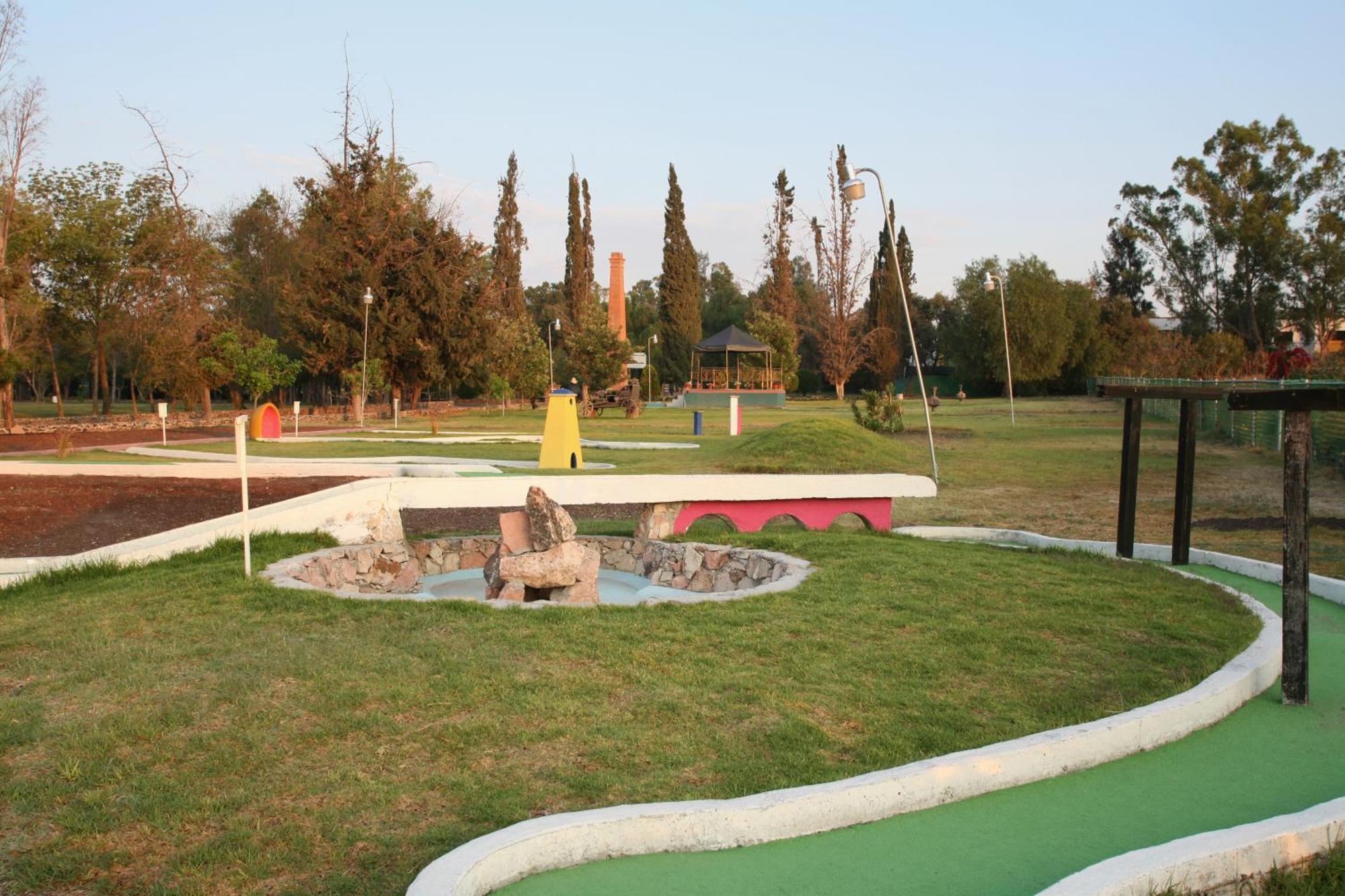 Hacienda Jurica By Brisas Querétaro Exterior foto Mini golf in Argentina